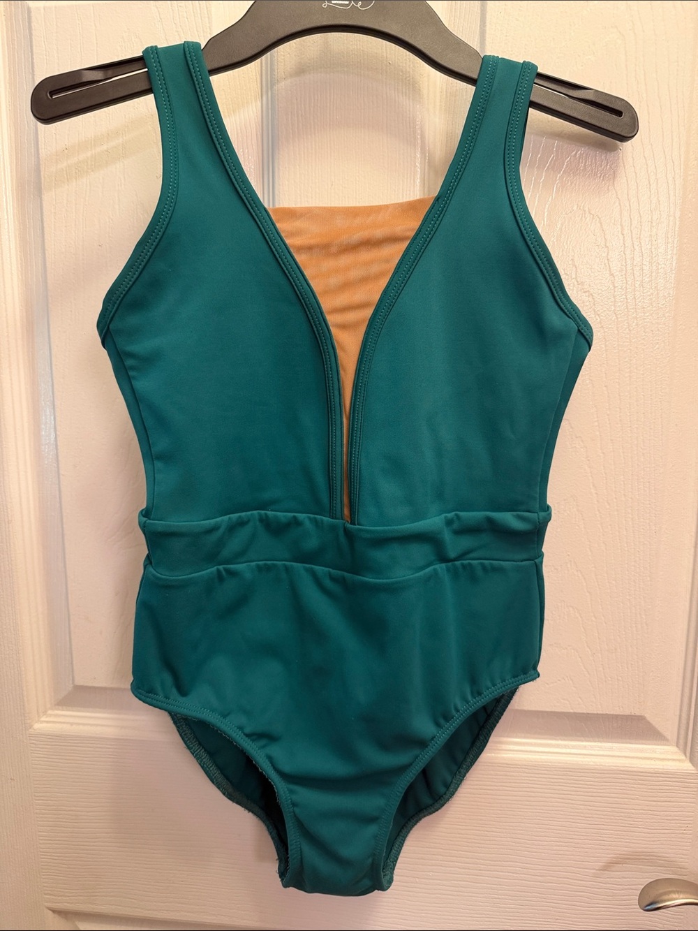Tiger Friday ‘Oscar’ leotard AS in evergreen